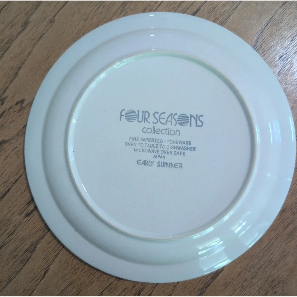 Vintage Four Seasons Collection Early Summer Stoneware Dinner One Plate 10.75